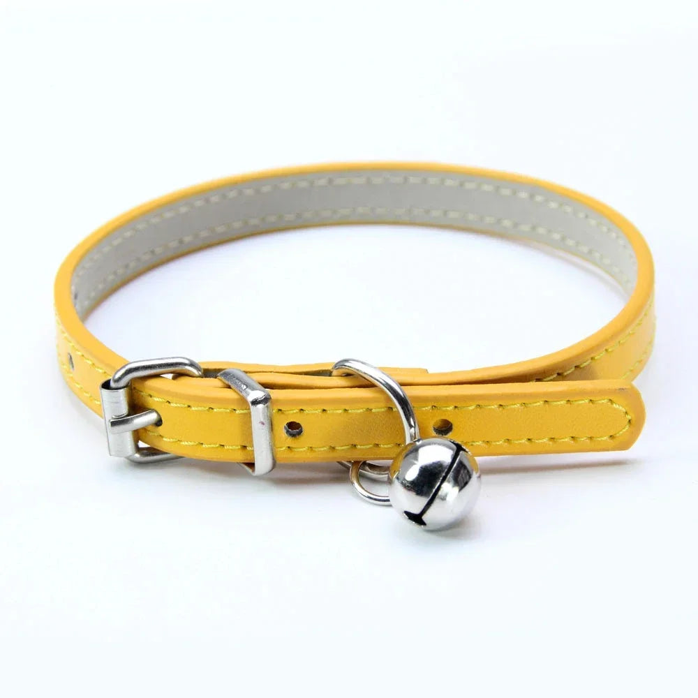 Collier en Cuir avec Clochette pour Chat et Petit Chien