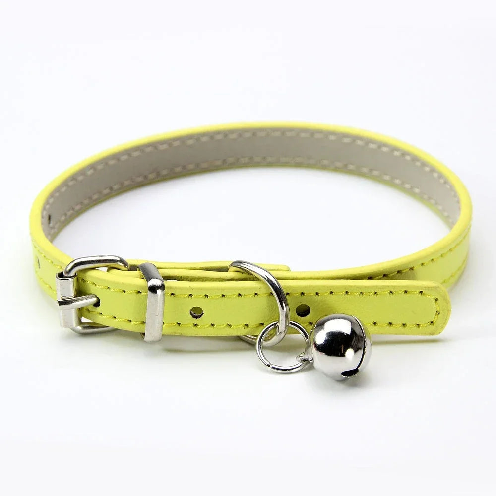 Collier en Cuir avec Clochette pour Chat et Petit Chien