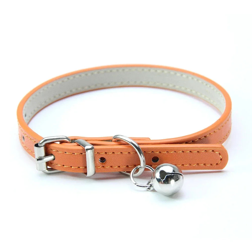 Collier en Cuir avec Clochette pour Chat et Petit Chien
