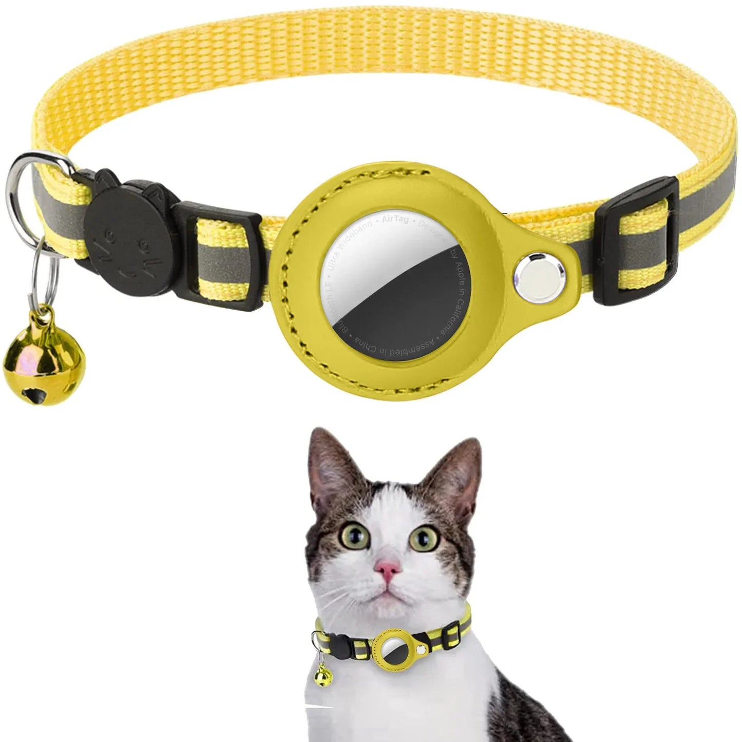 Collier AirTag pour chat coloris jaune avec clochette et bandes réfléchissantes